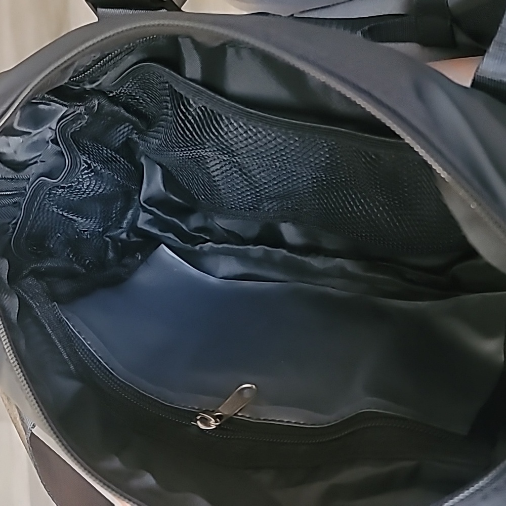 Gym Bag New - Picture 4 of 5